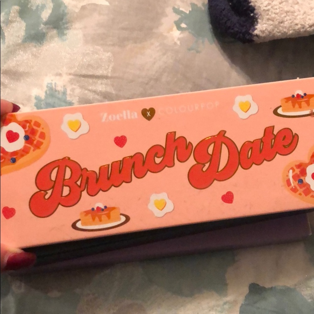 Eyeshadow palette